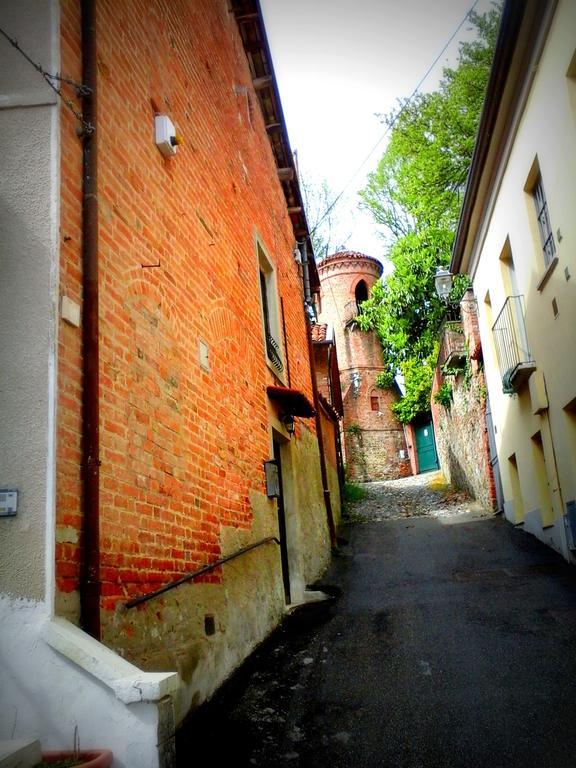 مبيت وإفطار Gassino Torinese Il Cortiletto Dei Capperi المظهر الخارجي الصورة