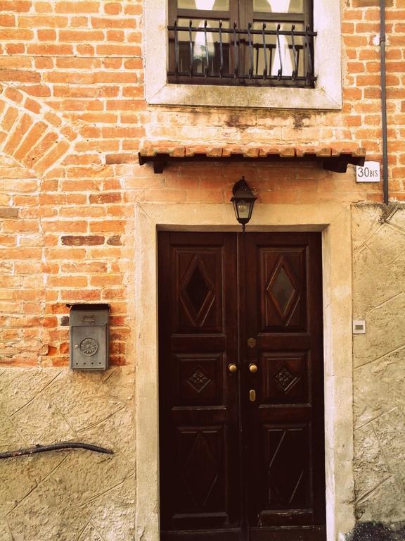 مبيت وإفطار Gassino Torinese Il Cortiletto Dei Capperi المظهر الخارجي الصورة