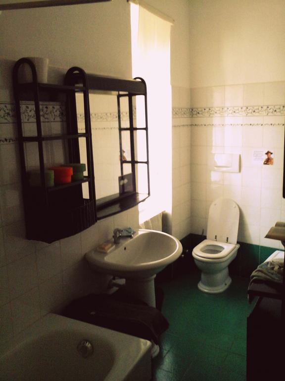 مبيت وإفطار Gassino Torinese Il Cortiletto Dei Capperi الغرفة الصورة